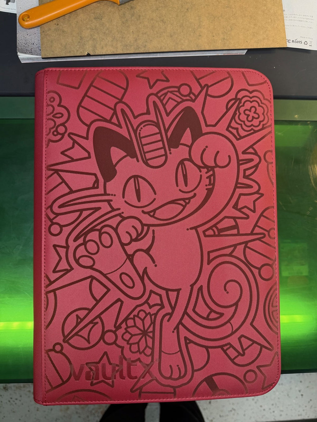 Meowth - Vault X Standard Binder - Metallic Red