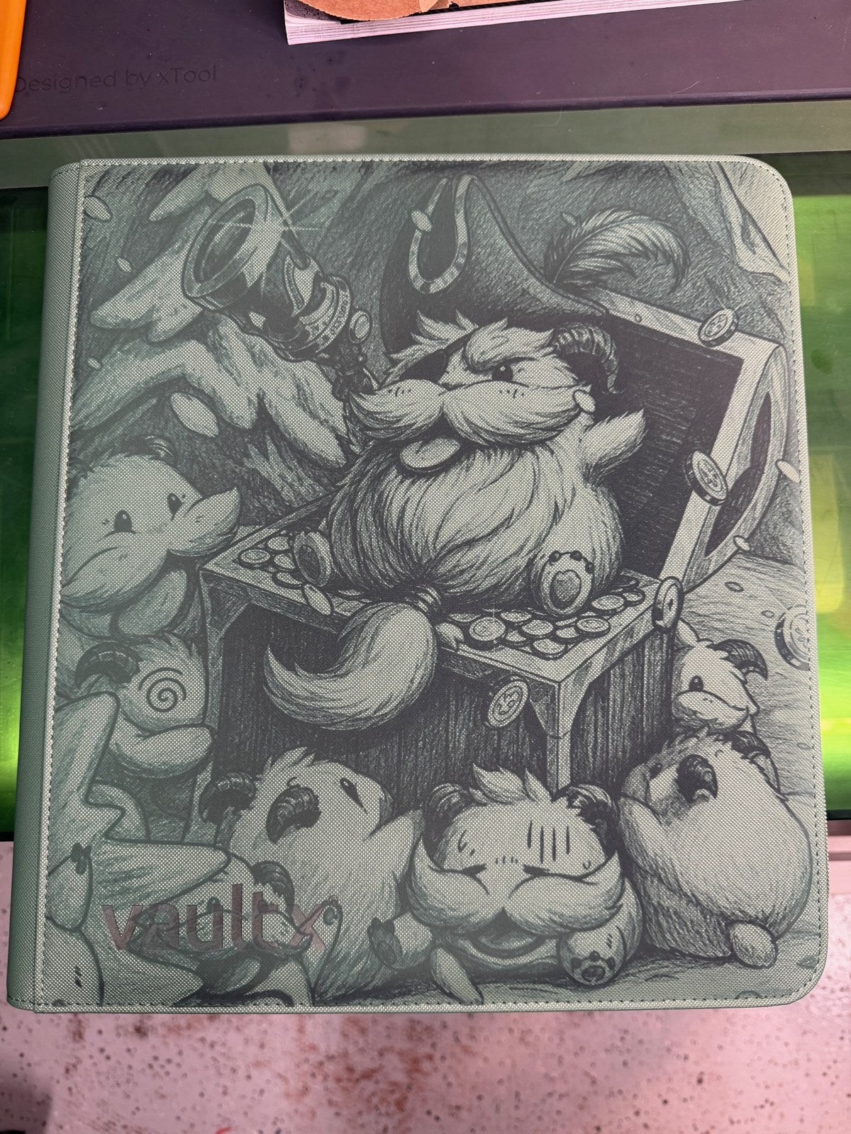 Plundering Poro - Vault X Standard Binder - Metal Green